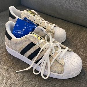 Adidas Originals Superstar Shoes NWT